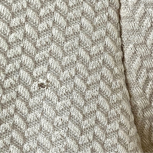 Comme Toi | Tan Herringbone Thermal Knit Layered Polka Dot Tunic Top, Medium - Picture 6 of 6